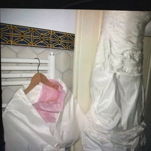 Dresses - White silk sweetheart wedding dress with wrap... Dresses - White silk sweetheart wedding dress with wrap...